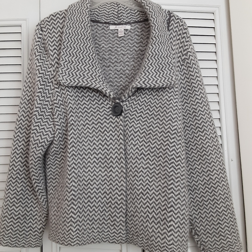 Sweater - Picture 2 of 3